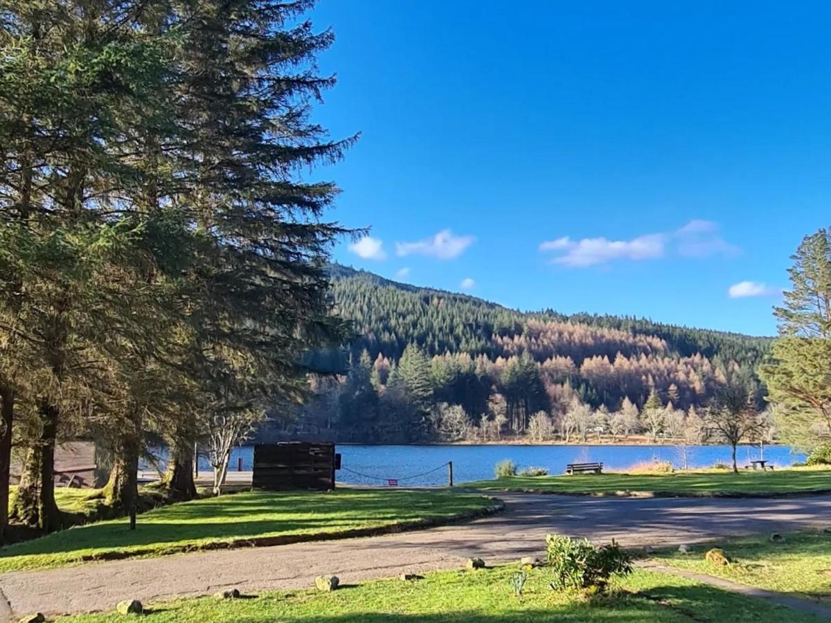 Bonnie Lodge-Lochside Location With Hot Tub Invergarry Exterior photo